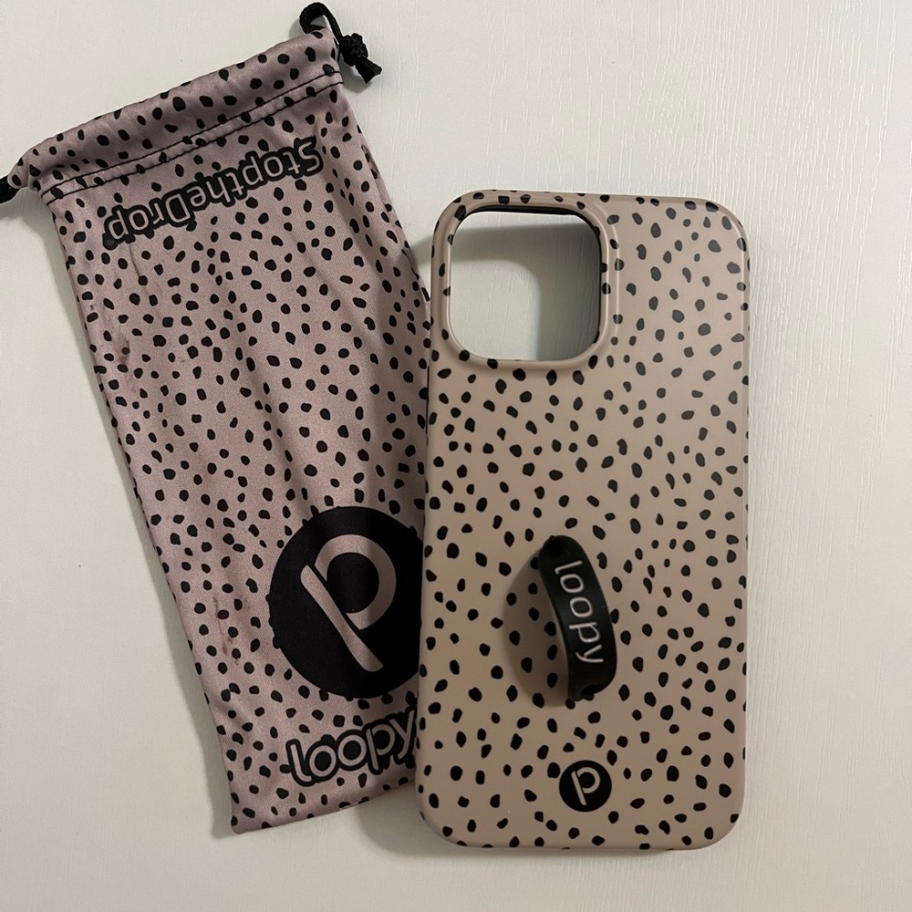 Loopy Mocha Dots